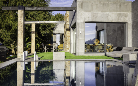 Outdoor and indoor living 